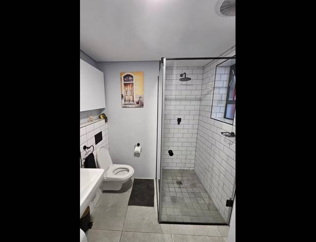 1 BEDROOM PROPERTY TO RENT IN BLOUBERGSTRAND